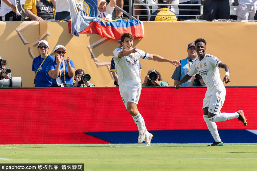 21岁皇马新星横空出世！世俱杯最佳射手引英超三队哄抢